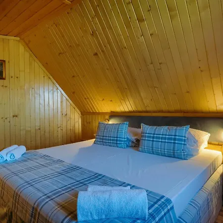 Stokrotka Bed & Breakfast